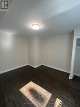 166 Eastbourne Ave in Toronto, ON - Building Photo - Building Photo