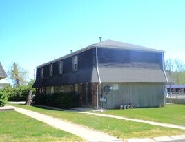 1114 Cherokee St in Collinsville, IL - Building Photo