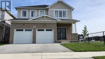 47 Bowman Cres