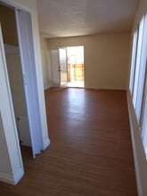 214 Melrose Dr, Unit 214 in Oxnard, CA - Building Photo - Building Photo