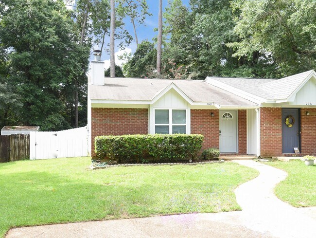 property at 2043 Gardenbrook Ln
