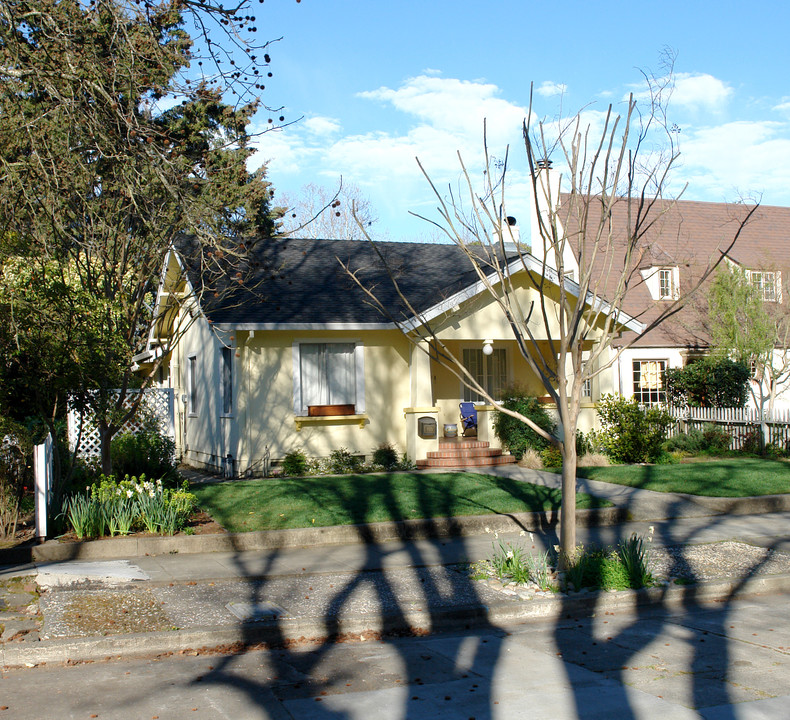 1013-1015 Saint Helena Ave in Santa Rosa, CA - Building Photo