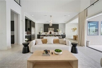 10718 Desert Hts Ave in Las Vegas, NV - Building Photo - Building Photo