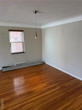 7828 Cornell Ave in University City, MO - Building Photo - Building Photo