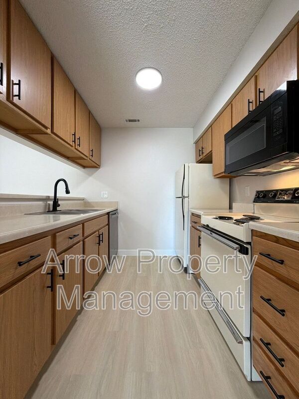 property at 2334 N 44th St