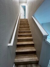 436 E Center St in Manteca, CA - Building Photo - Building Photo