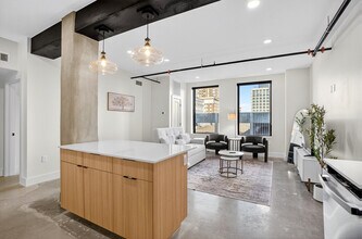 400 S Main St in Tulsa, OK - Building Photo - Building Photo