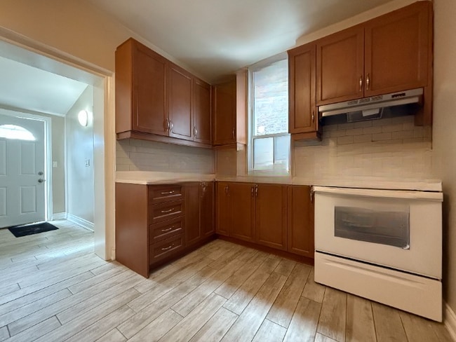 property at 324 Margueretta St