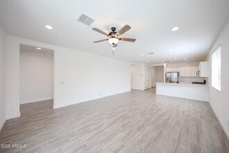 17357 W Smoketree Dr in Surprise, AZ - Building Photo - Building Photo