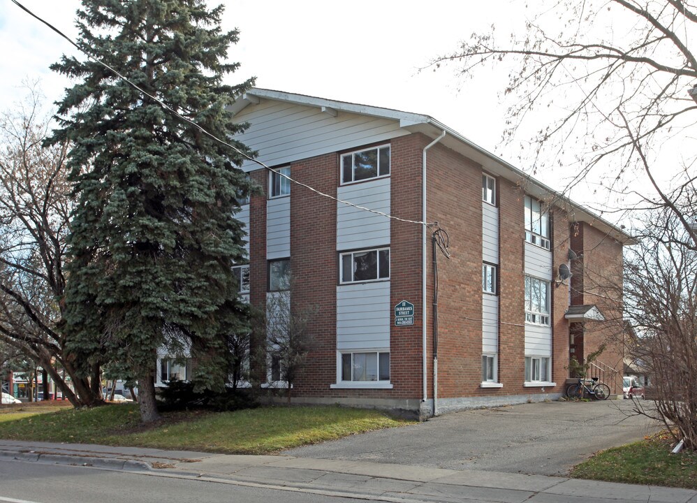 11 Fairbanks St in Oshawa, ON - Building Photo