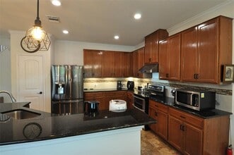 12400 Knowell Dr in Austin, TX - Building Photo - Building Photo