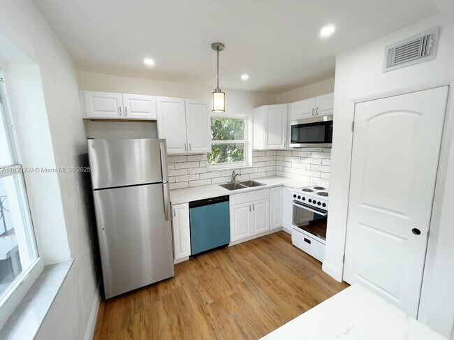 property at 675 SW 19th Rd