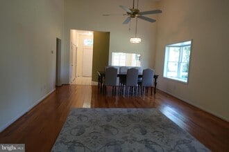 6006 Bridgepointe Dr in Chester, MD - Building Photo - Building Photo