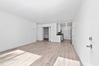 407 Requeza St in Encinitas, CA - Building Photo - Building Photo