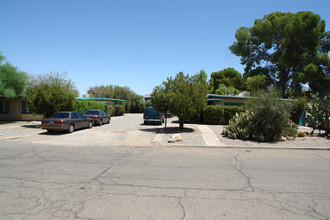 3537-3543 E Camden St in Tucson, AZ - Building Photo - Building Photo