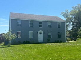 115 Gleason St in Thomaston, ME - Building Photo
