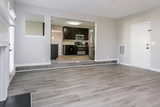 1103 Village Oaks in Jonesboro, GA - Building Photo - Building Photo