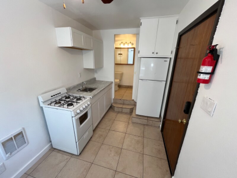 2975 Sacramento Ave-Unit -10 in South Lake Tahoe, CA - Building Photo