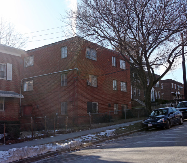 439 Brandywine St SE in Washington, DC - Foto de edificio - Building Photo