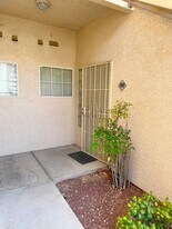 7400 W Flamingo Rd in Las Vegas, NV - Building Photo