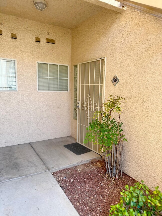 property at 7400 W Flamingo Rd