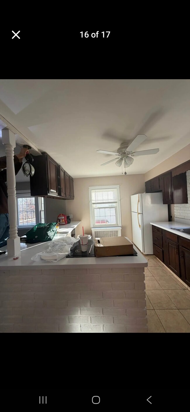 162 Emmett Ave in Derby, CT - Foto de edificio - Building Photo