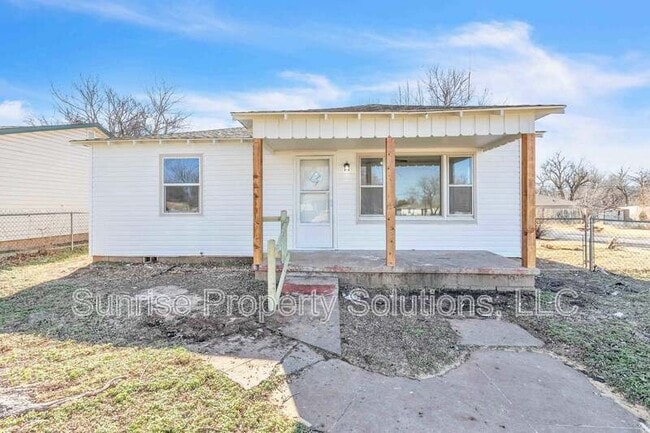 property at 300 SE 48th St