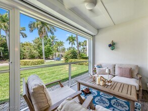 3930 Belair Ln in Naples, FL - Building Photo - Building Photo