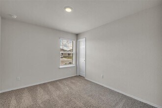 144 Willers Rd in Jarrell, TX - Building Photo - Building Photo