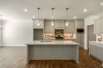411 Linda Ln in Centerton, AR - Building Photo - Building Photo