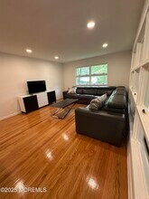 172 Larchwood Ave in Ocean Township, NJ - Building Photo - Building Photo