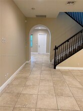 12049 NW 83rd Pl in Parkland, FL - Foto de edificio - Building Photo
