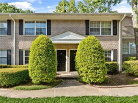 2232 Dunseath Ave NW in Atlanta, GA - Building Photo