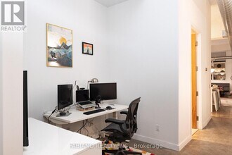 155-155 Dalhousie St in Toronto, ON - Building Photo - Building Photo