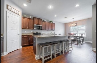 9694 Somers Ct in Semmes, AL - Building Photo - Building Photo