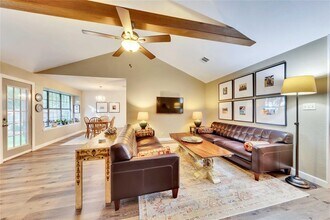 523 Pigeon Forge Rd in Pflugerville, TX - Building Photo - Building Photo