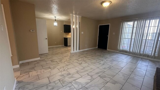 property at 4003 Stonebridge Dr