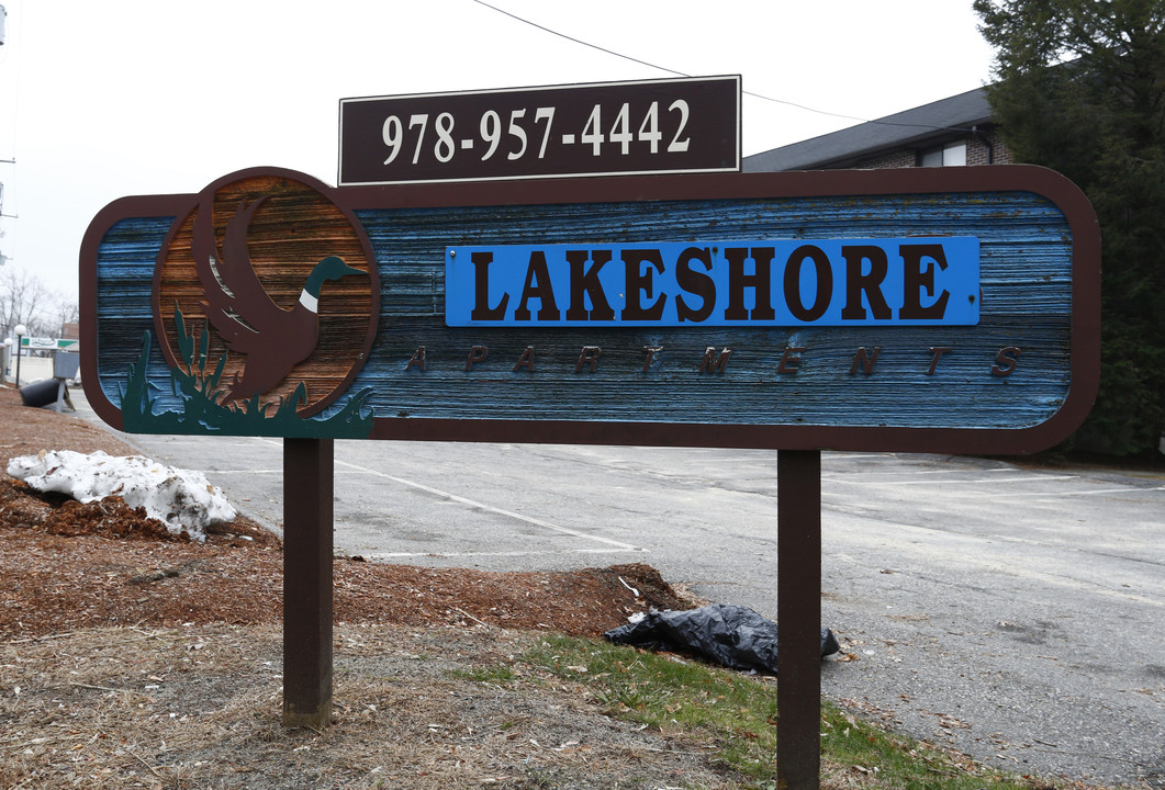 Lakeshore in Lowell, MA - Building Photo