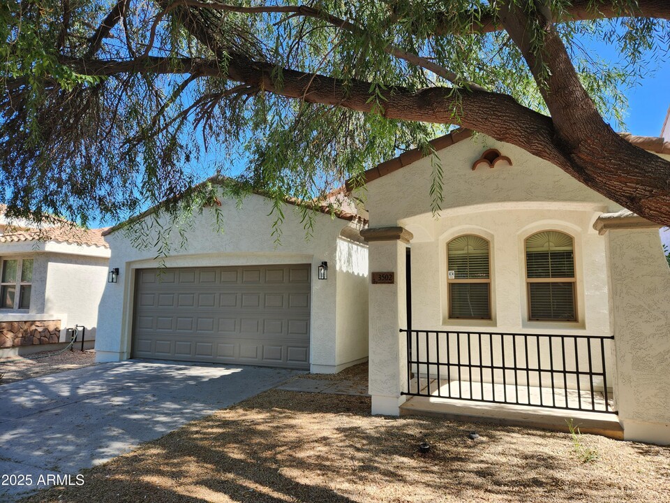 3502 E Liberty Ln in Gilbert, AZ - Building Photo