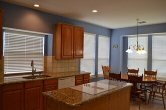 4400 Avebury Dr in Plano, TX - Building Photo - Building Photo