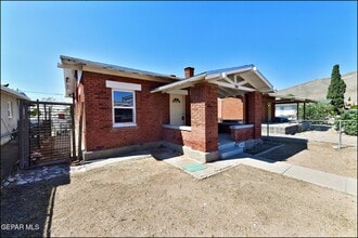 3002 Louisville Ave in El Paso, TX - Building Photo - Building Photo