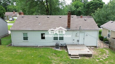 5100 W 51st Terrace in Roeland Park, KS - Building Photo - Building Photo