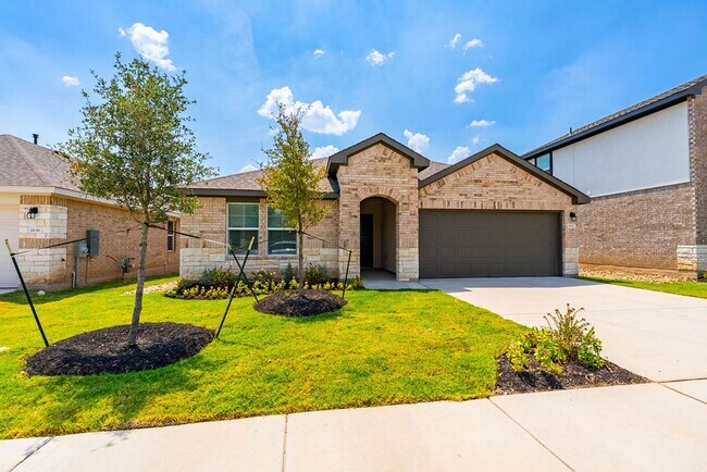 1832 Dandy Brush Dr