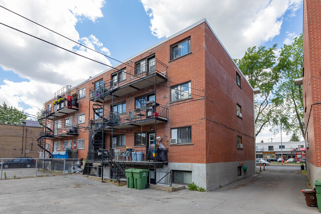 6280 Léger in Montréal, QC - Building Photo - Building Photo