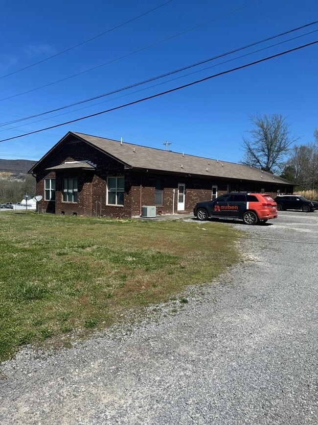 property at 504 E Valley Rd