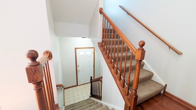 1713 Fieldstone Dr N in Shorewood, IL - Building Photo - Building Photo