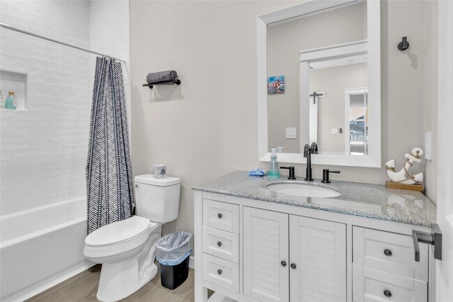 property at 1079 Cedar Ln