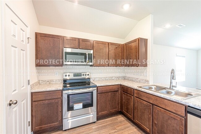 property at 968 S Brambling Ln