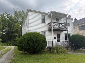 159 E Judson Ave in Youngstown, OH - Building Photo