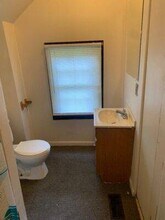 806 Prospect Ave SW in Canton, OH - Building Photo - Building Photo